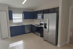 682 SW Paar Dr, Port Saint Lucie, FL 34953 - Photo 6