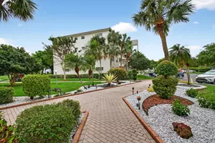 2902 Victoria Cir, Coconut Creek, FL 33066 - Photo 60