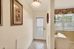 2902 Victoria Cir, Coconut Creek, FL 33066 - Photo 10