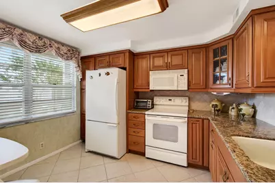 2902 Victoria Circle #J-2, Coconut Creek, FL 33066 - Photo 34