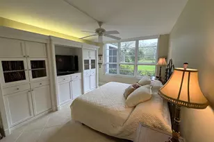 625 Oaks Dr, Pompano Beach, FL 33069 - Photo 8