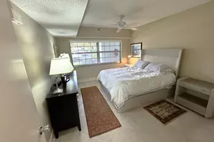 625 Oaks Dr, Pompano Beach, FL 33069 - Photo 10