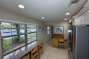 625 Oaks Dr, Pompano Beach, FL 33069 - Photo 6