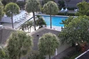 625 Oaks Dr, Pompano Beach, FL 33069 - Photo 24