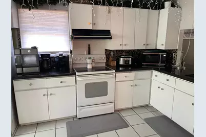 615 S Lake Drive, Lantana, FL 33462 - Photo 24