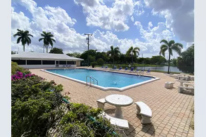 4570 NW 16th Avenue, Tamarac, FL 33309 - Photo 6