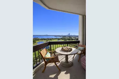 2000 Presidential Way #1403, West Palm Beach, FL 33401 - Photo 2