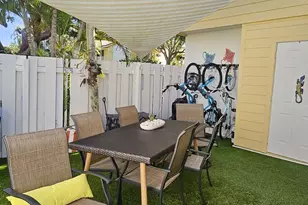 226 Seabreeze Cir, Jupiter, FL 33477 - Photo 2