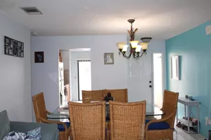 566 SW Sara Blvd, Port Saint Lucie, FL 34953 - Photo 8