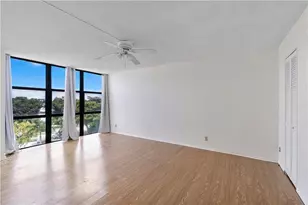 1000 Parkview Dr, Hallandale Beach, FL 33009 - Photo 8