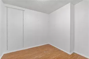 1000 Parkview Dr, Hallandale Beach, FL 33009 - Photo 4