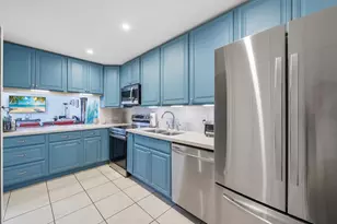 4702 Holly Lake Dr, Greenacres, FL 33463 - Photo 12