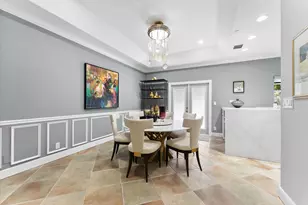 352 NE 7th Ave, Fort Lauderdale, FL 33301 - Photo 10