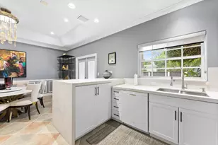 352 NE 7th Ave, Fort Lauderdale, FL 33301 - Photo 14