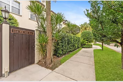 352 NE 7th Avenue, Fort Lauderdale, FL 33301 - Photo 38