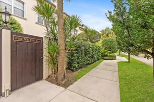 352 NE 7th Ave, Fort Lauderdale, FL 33301 - Photo 38