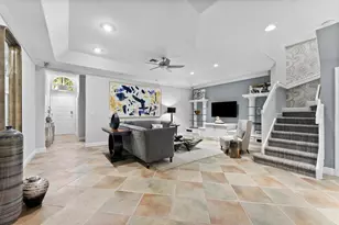 352 NE 7th Ave, Fort Lauderdale, FL 33301 - Photo 6