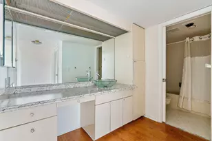 2400 Presidential Way, West Palm Beach, FL 33401 - Photo 8