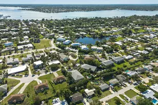 983 NW Spruce Ridge Dr, Stuart, FL 34994 - Photo 46