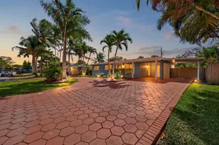 624 NW 28th Ct, Wilton Manors, FL 33311 - Photo 1