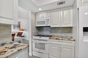 4205 Birchwood Dr, Boca Raton, FL 33487 - Photo 24