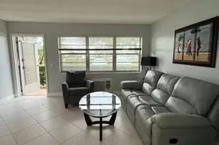 216 Berkshire K, West Palm Beach, FL 33417 - Photo 10