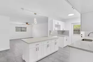 7430 Kimberly Blvd, North Lauderdale, FL 33068 - Photo 4