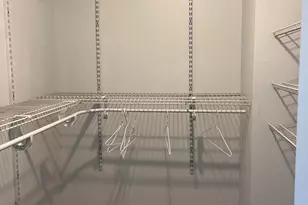 610 Tennis Club Dr, Fort Lauderdale, FL 33311 - Photo 16