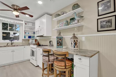 176 E 24th Street, Riviera Beach, FL 33404 - Photo 12