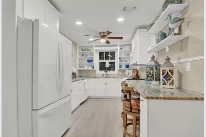 176 E 24th Street, Riviera Beach, FL 33404 - Photo 10