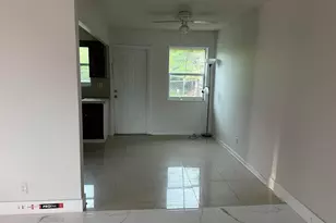 6019 Hayes St, Hollywood, FL 33024 - Photo 6