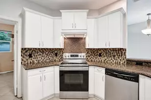 5367 NW 106th Dr, Coral Springs, FL 33076 - Photo 8