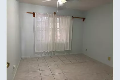 66 Windsor D, West Palm Beach, FL 33417 - Photo 4