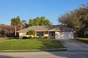 390 Main St, Sebastian, FL 32958 - Photo 1