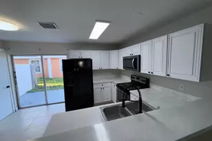 618 NE 1st St, Boynton Beach, FL 33435 - Photo 6