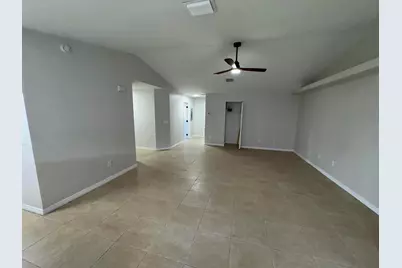 618 NE 1st Street #A, Boynton Beach, FL 33435 - Photo 4
