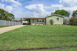 573 Autumn Terrace, Sebastian, FL 32958 - Photo 2