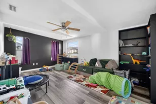 841 SE Cavern Ave, Port Saint Lucie, FL 34983 - Photo 8