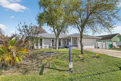 841 SE Cavern Avenue, Port Saint Lucie, FL 34983 - Photo 34