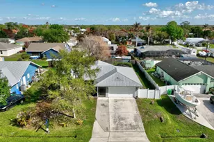 841 SE Cavern Ave, Port Saint Lucie, FL 34983 - Photo 46