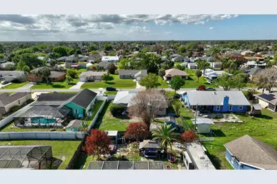 841 SE Cavern Avenue, Port Saint Lucie, FL 34983 - Photo 38