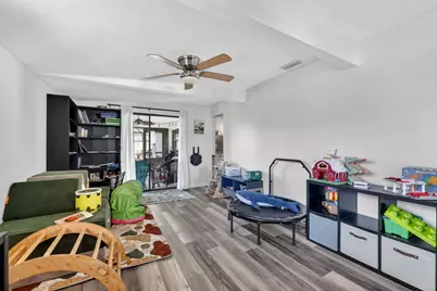 841 SE Cavern Avenue, Port Saint Lucie, FL 34983 - Photo 10