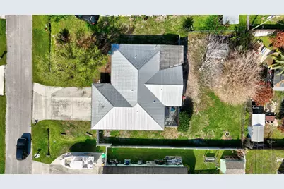 841 SE Cavern Avenue, Port Saint Lucie, FL 34983 - Photo 1