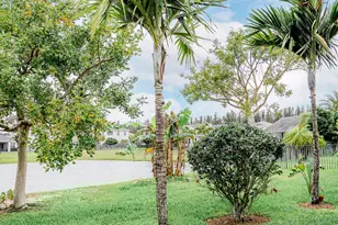 15323 Goldfinch Cir, Westlake, FL 33470 - Photo 42