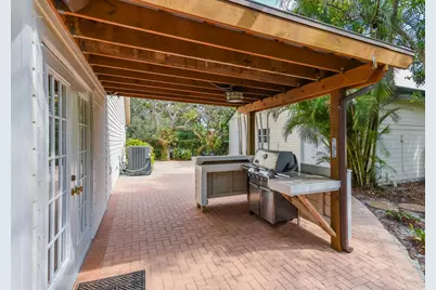 16244 E Downers Drive E, The Acreage, FL 33470 - Photo 42