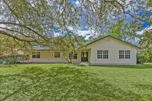 16244 E Downers Dr, Loxahatchee, FL 33470 - Photo 2