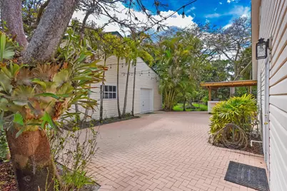 16244 E Downers Drive E, The Acreage, FL 33470 - Photo 44