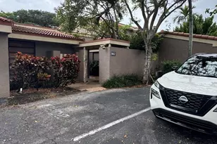 802 St Andrews Rd, Hollywood, FL 33021 - Photo 4