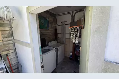 231 NE 20th Avenue #B, Pompano Beach, FL 33060 - Photo 14