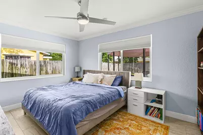 149 SE 27th Place, Boynton Beach, FL 33435 - Photo 12